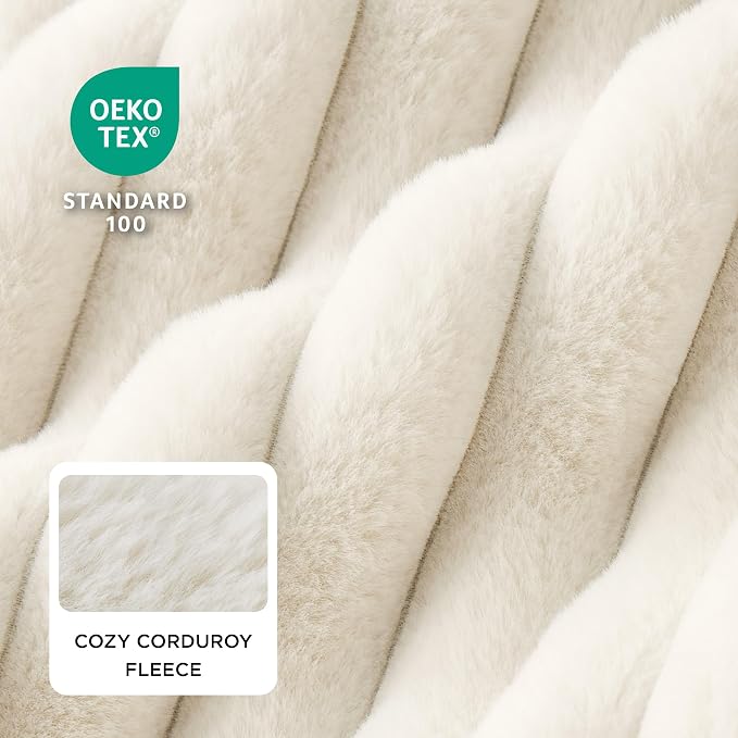 Bedsure ComfyFleece™ Cute Dog Bed Medium Large Size Dog Washable，33in Cream | Furry Big Pet Beds,Square Rectangle Orthopedic Corduroy Aesthetic,Removable Zipper Cover,Non-Slip Bottom,Up To 50 Lbs