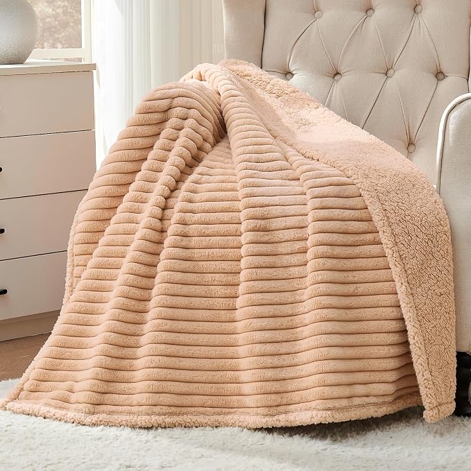 Waterproof Calming Dog Blanket for Medium Dogs, Noiseless Soft Plush Pet Blanket for Cats, 500GSM Thick Faux Fur Pet Throw, Couch Furniture Protector for Puppy, Sand Beige, 30x40IN