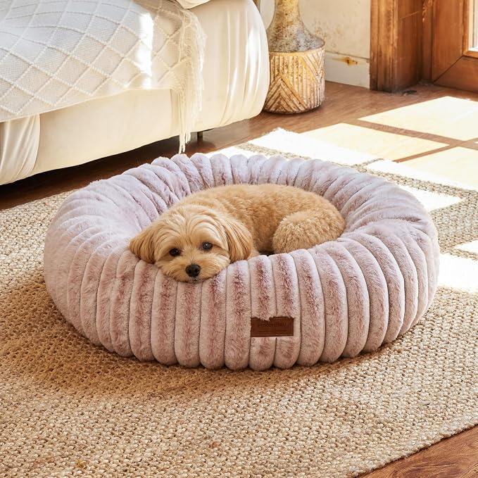 FUKUMARU Small Dog Bed, 25" Orthopedic Dog Bed for Puppies, Donut Cat Beds | Gradient Color Calming Donut Dog Beds for Small Dogs, Round Pet Bed with Washable Cover, Cute Cat Bed for Indoor Cats, Pink